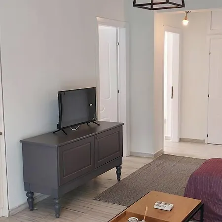 Spacious Homy 2bedroom Apt /4p 塞萨洛尼基