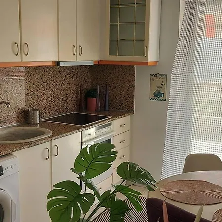Spacious Homy 2bedroom Apt /4p * 塞萨洛尼基