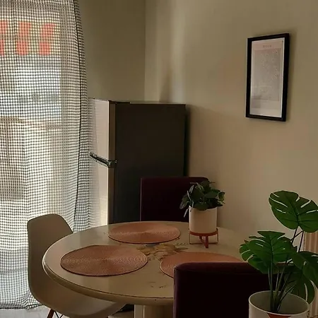 Lägenhet Spacious Homy 2bedroom Apt /4p
